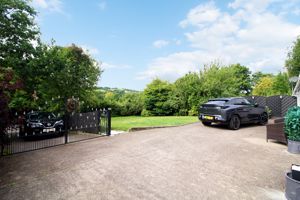 Photo 23- click for photo gallery